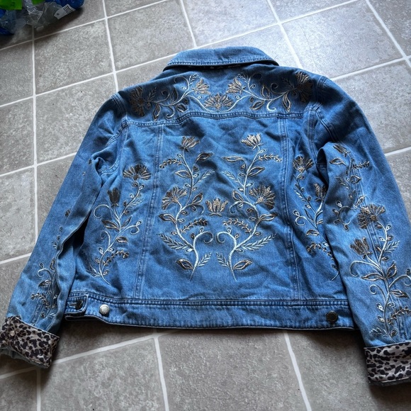 John Mark Blue Embroidered Jean Jacket with Leopard Cuffs - Picture 5 of 5